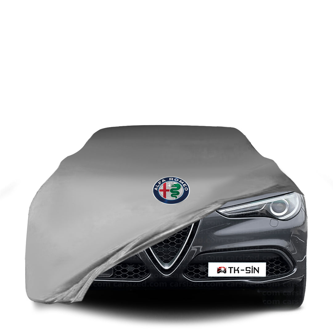 Alfa Romeo Stelvio SUV (2016)