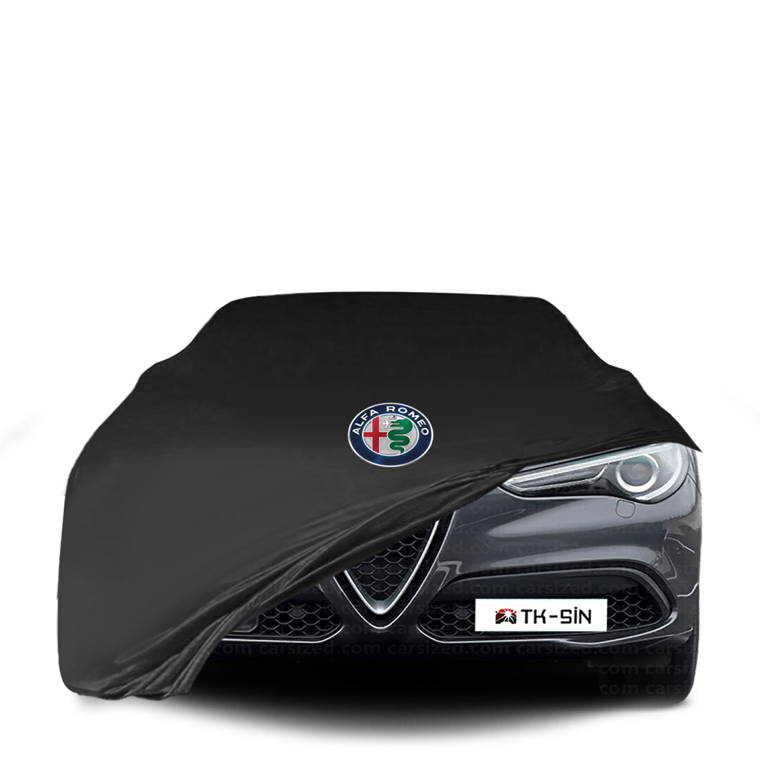 Alfa Romeo Stelvio SUV (2016)