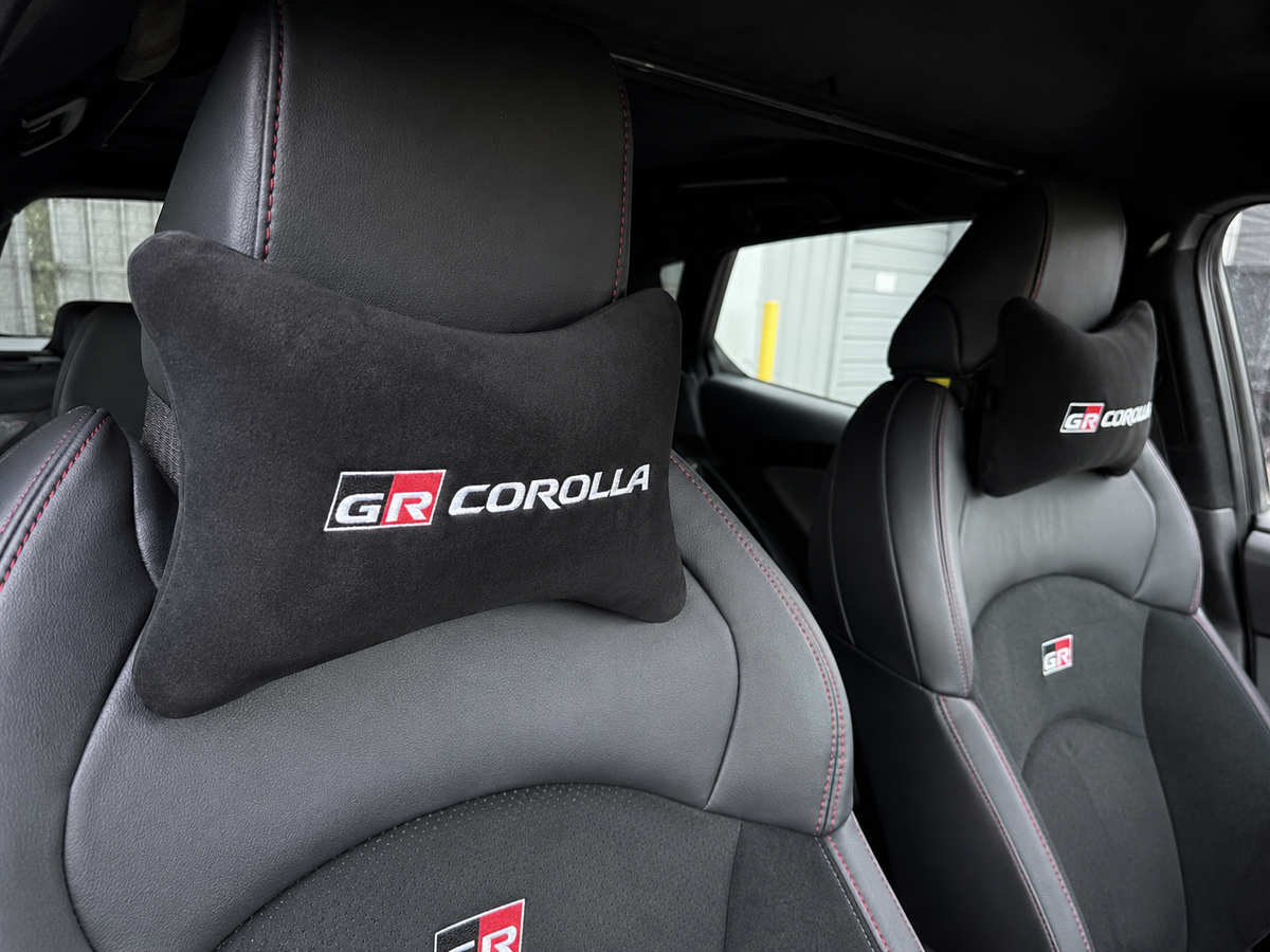 GR Corolla Velvet Neck Pillow, 2pcs